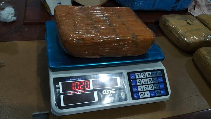 Peredaran Narkoba di Riau Dibongkar, Bareskrim Tangkap 3 Wanita dan Sita 10 Kg Sabu